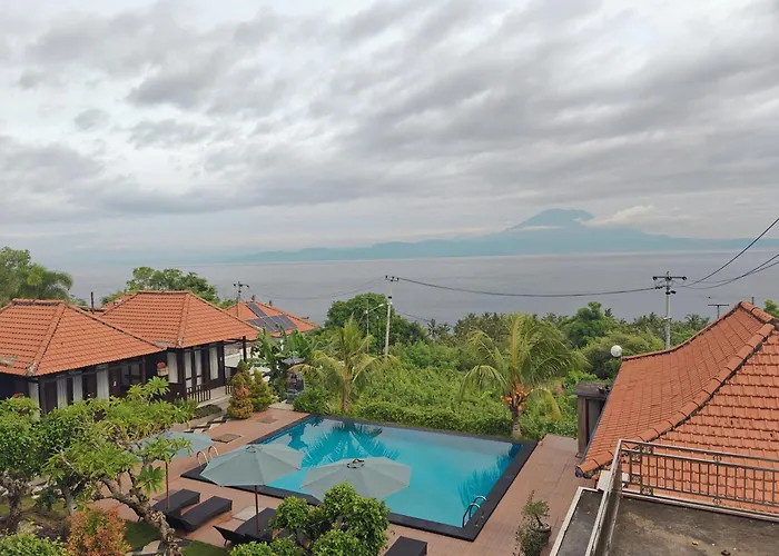 Nusa Sedayu By Ocean View ホテル 4*