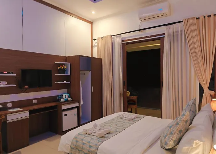 Nusa Sedayu By Ocean View ホテル 4*